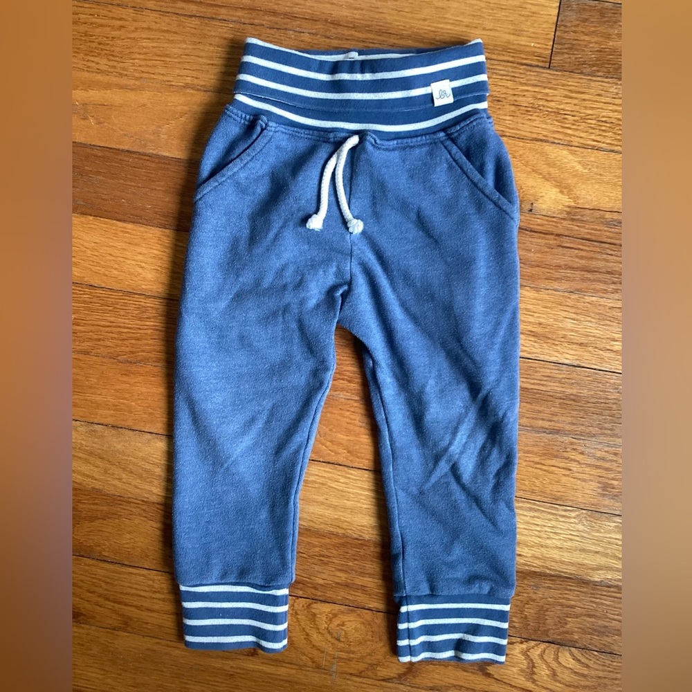 Lulu & Roo soft & comfy sweatpants